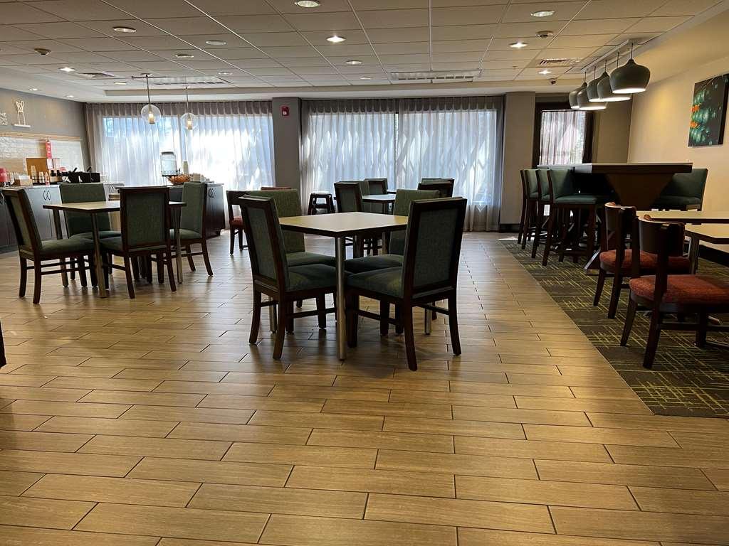 Hampton Inn Cumming Zewnętrze zdjęcie