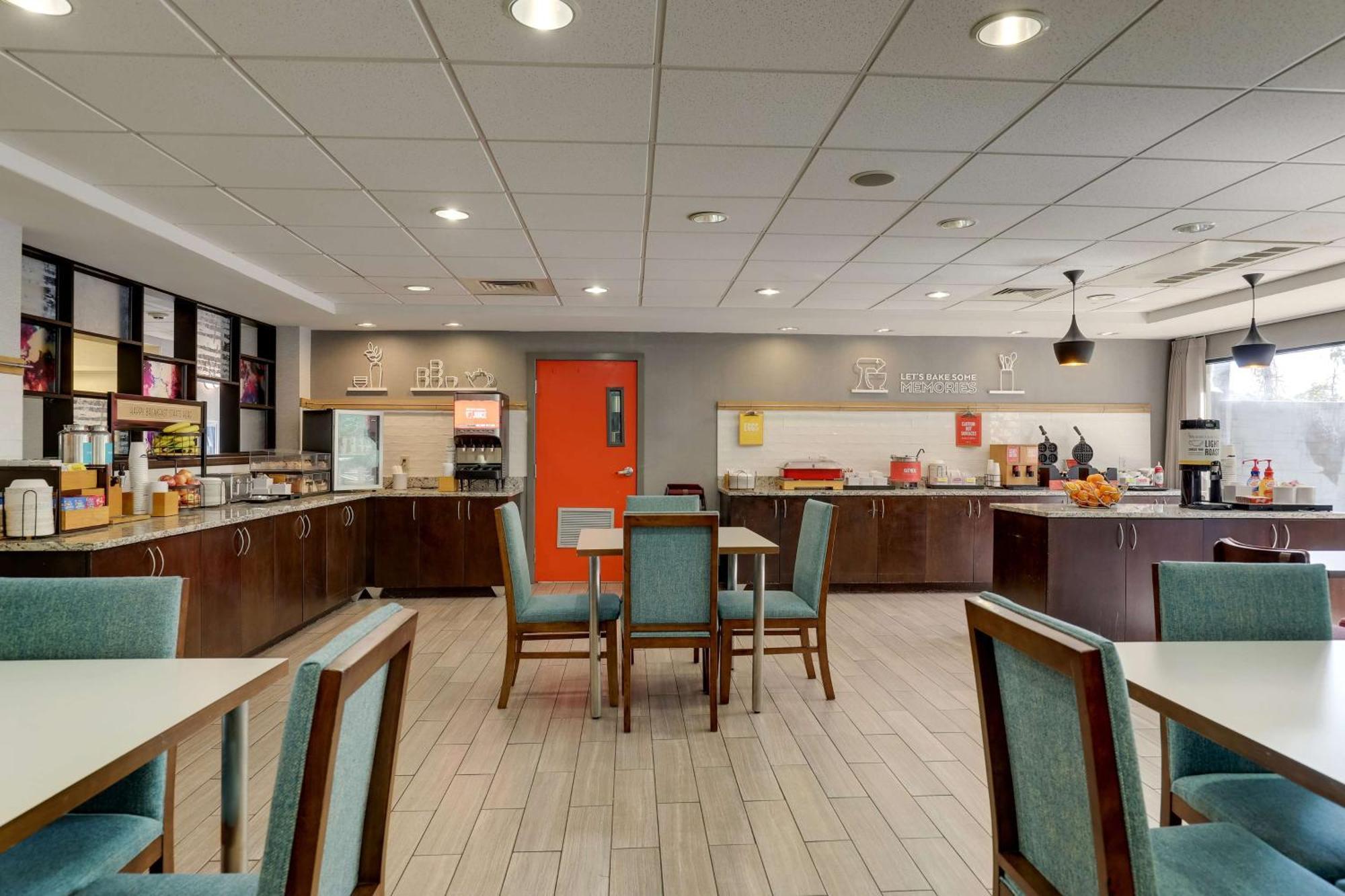 Hampton Inn Cumming Zewnętrze zdjęcie